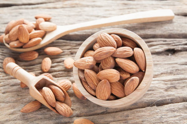 تصویر 1 از خرید مغز بادام درجه یک + بهترین قیمت